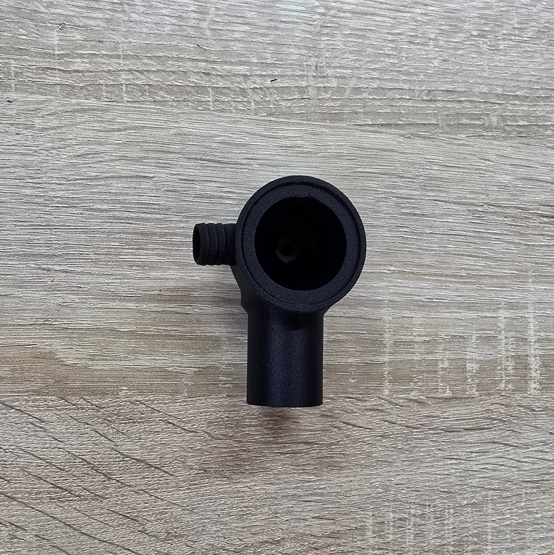 Abfluss 28mm Belüftung links