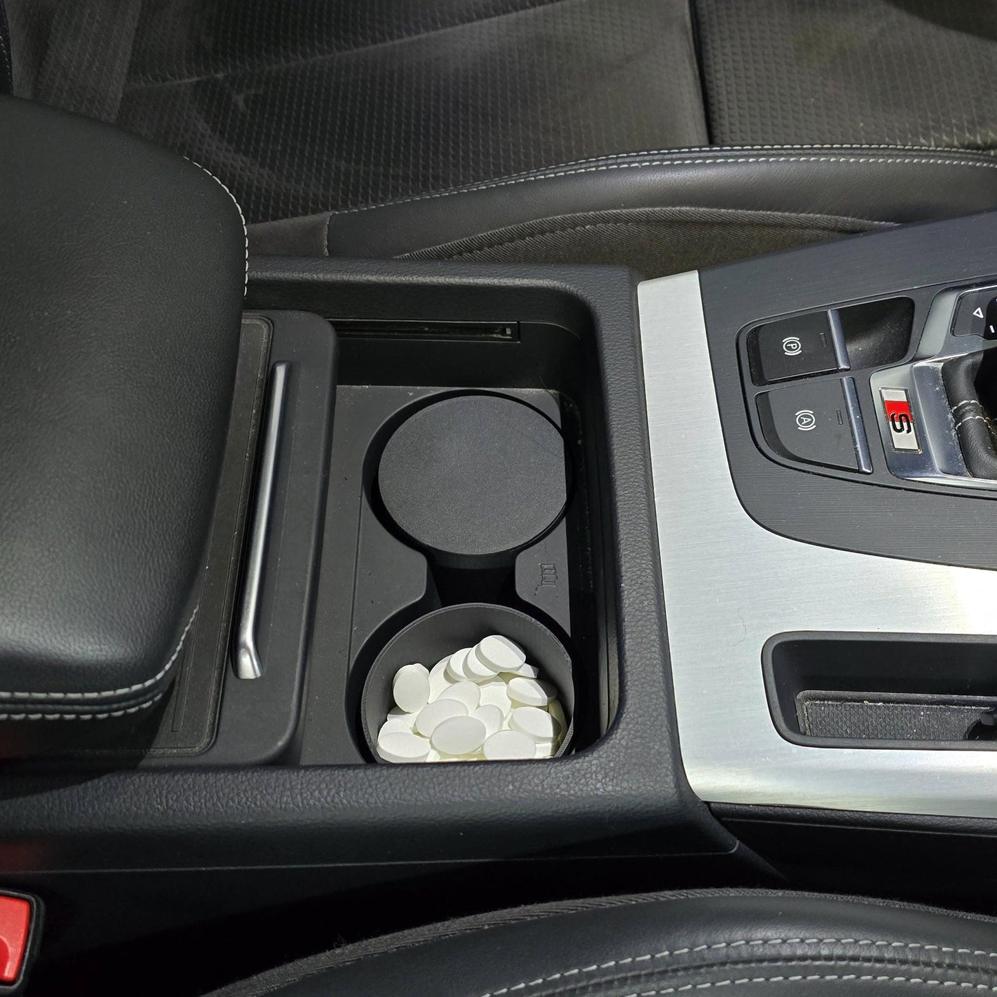 Dosen für den Getränkehalter AUDI Q5 (FY)
