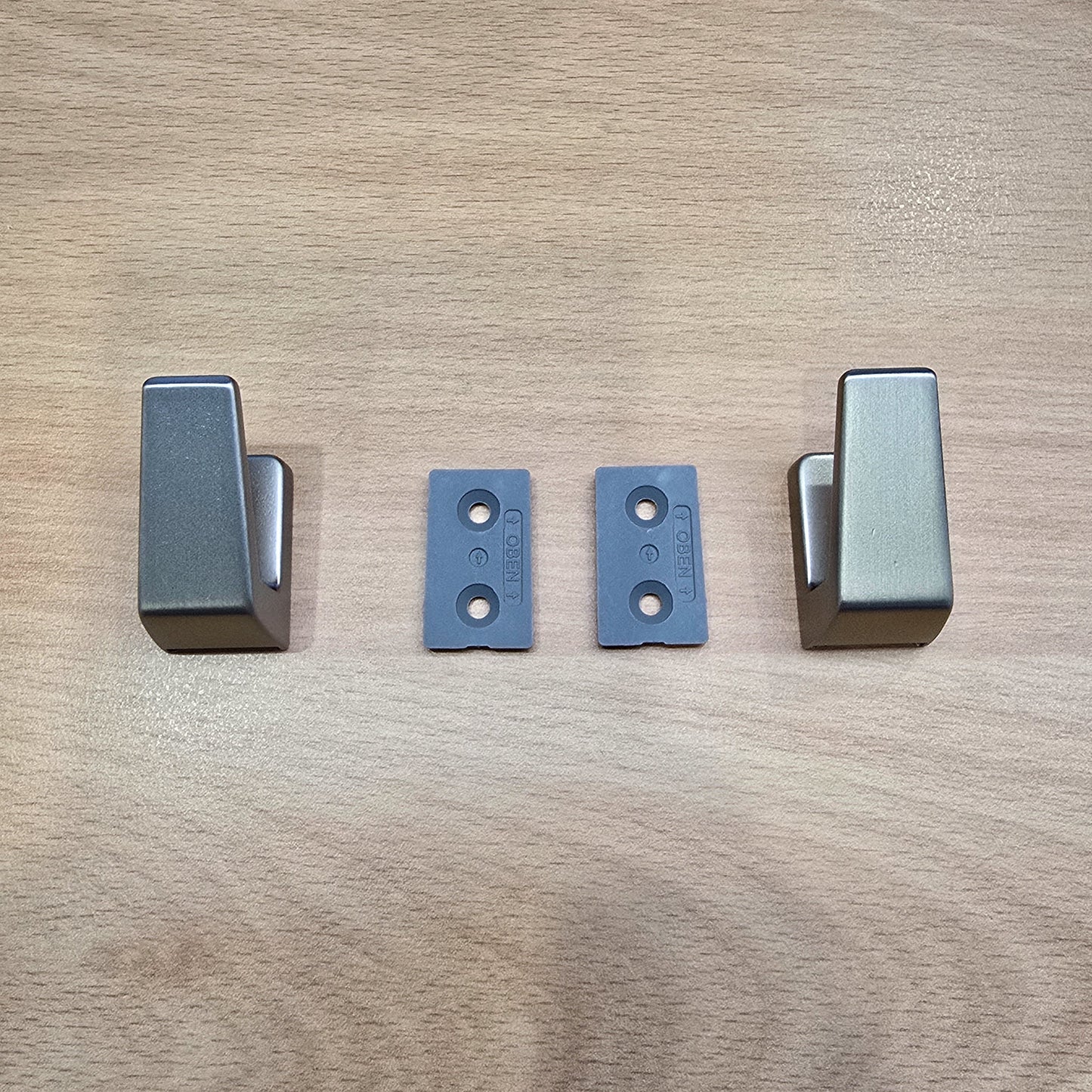 Haken für Mülleimer KNAUS Aufbautür