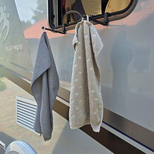 Handtuch-Halter / Fensterhaken für flache Fensterrahmen