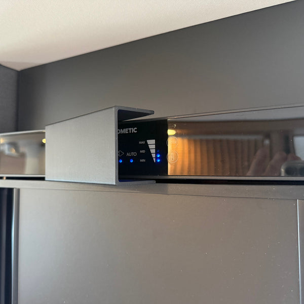LED Abdeckung Dometic Kühlschrank — Sonstiges von CamperStolz