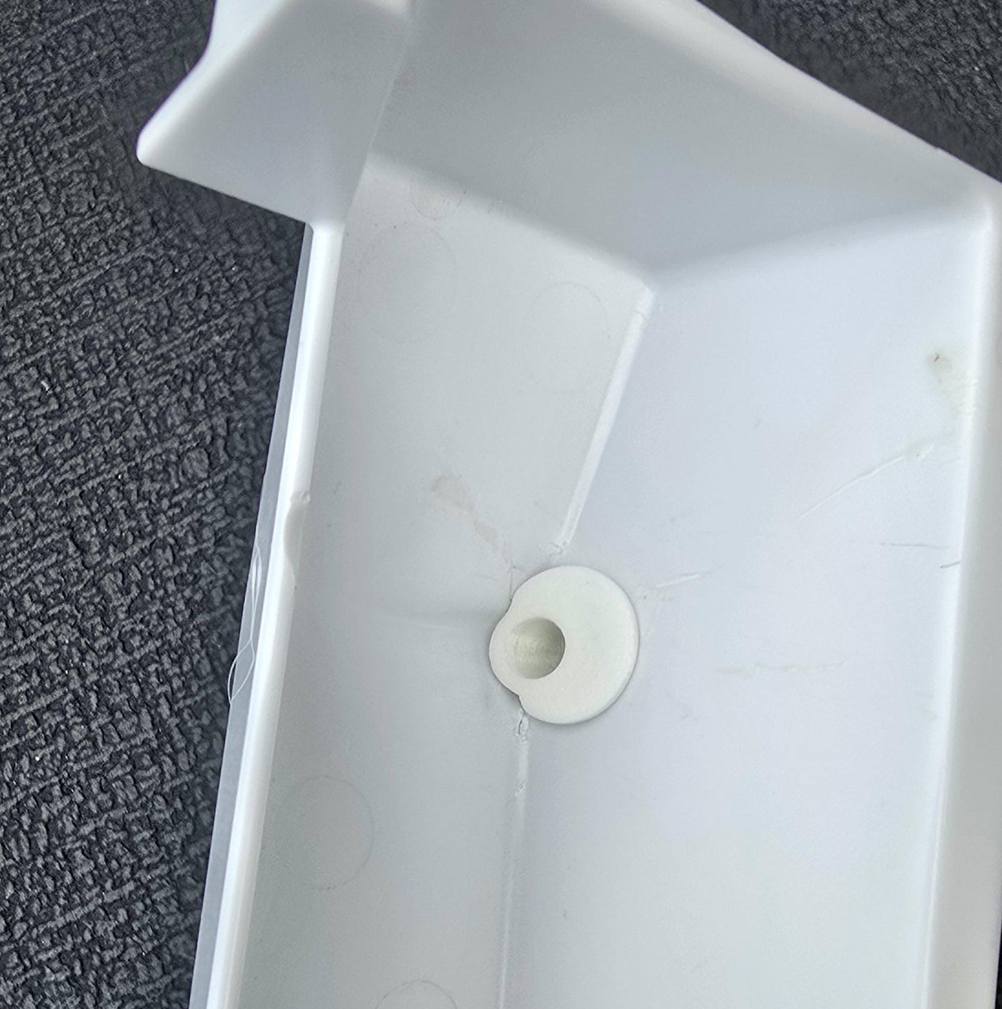Ersatzteil / Reparatur Ablauf für Abtropfschale Thetford Kühlschrank