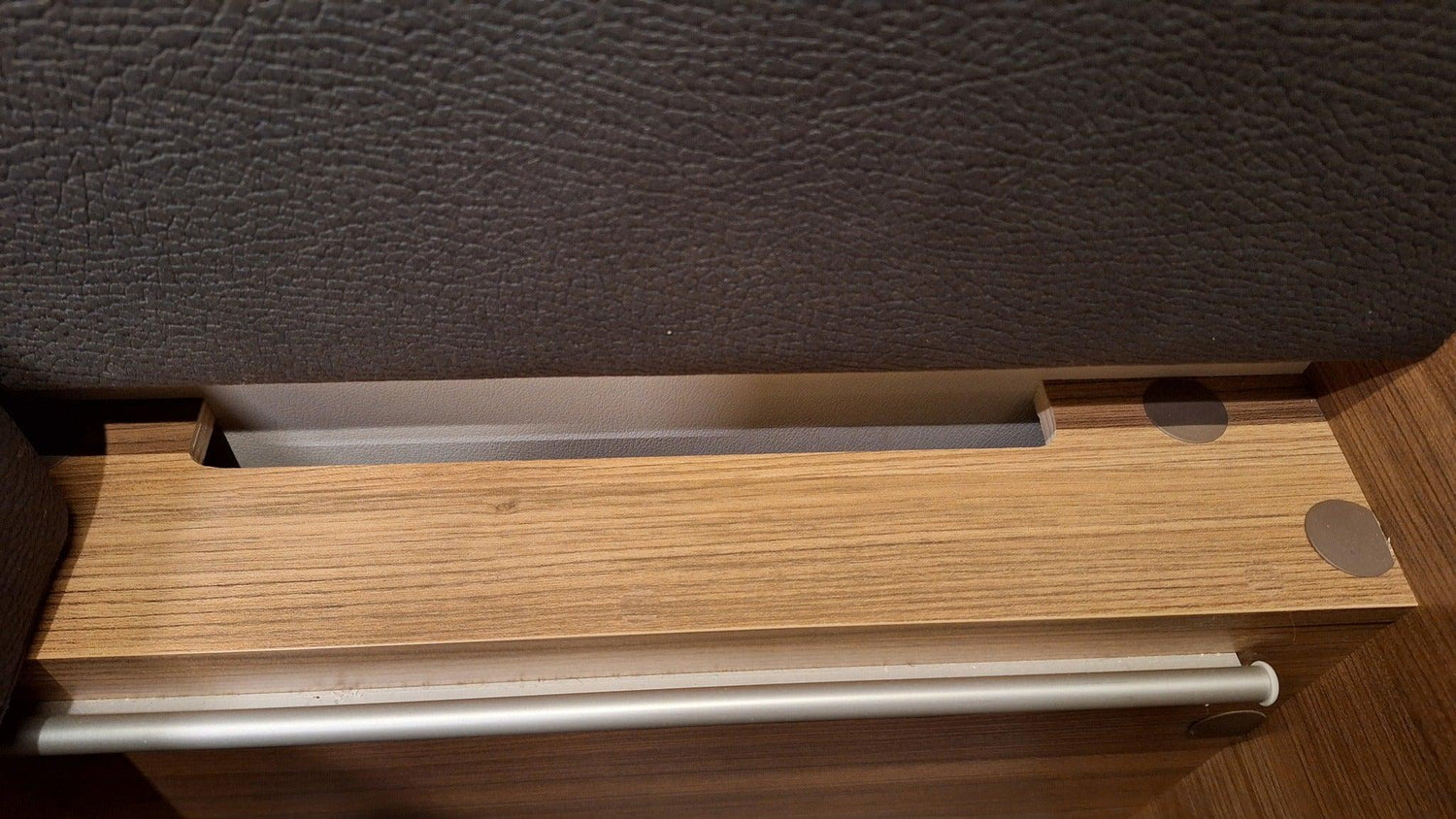 Abdeckungen Wohnbereich mit speziellen Öffnungen