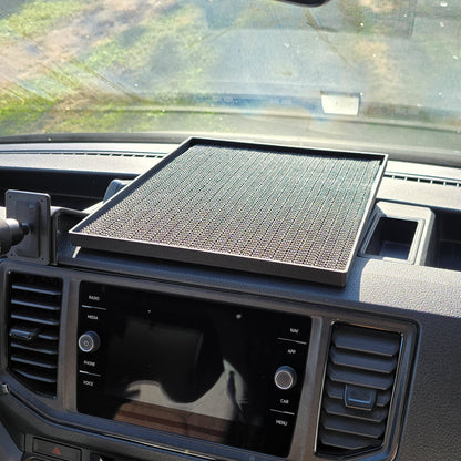 Ablagetisch für das Armaturenbrett im VW Crafter / MAN