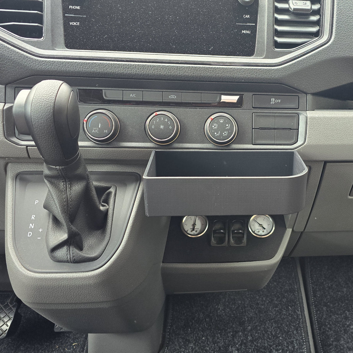 Ablagebox für die Mittelkonsole im VW CRAFTER und MAN TGE -   | CamperStolz