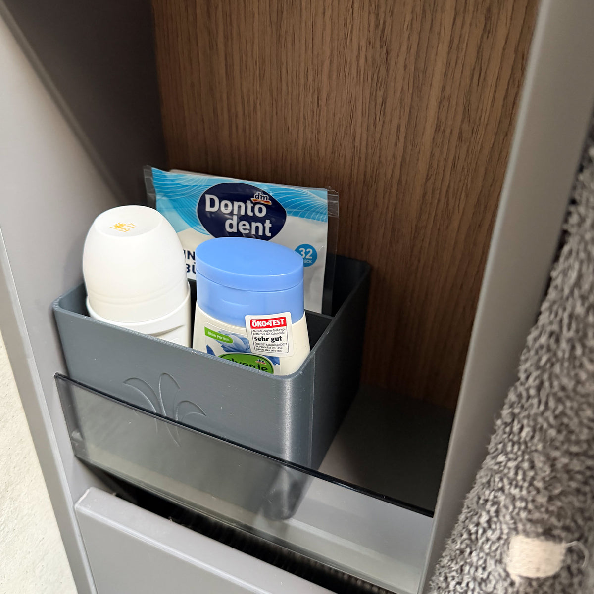 Becher für das Nibi Arto Bad Regal GRAU