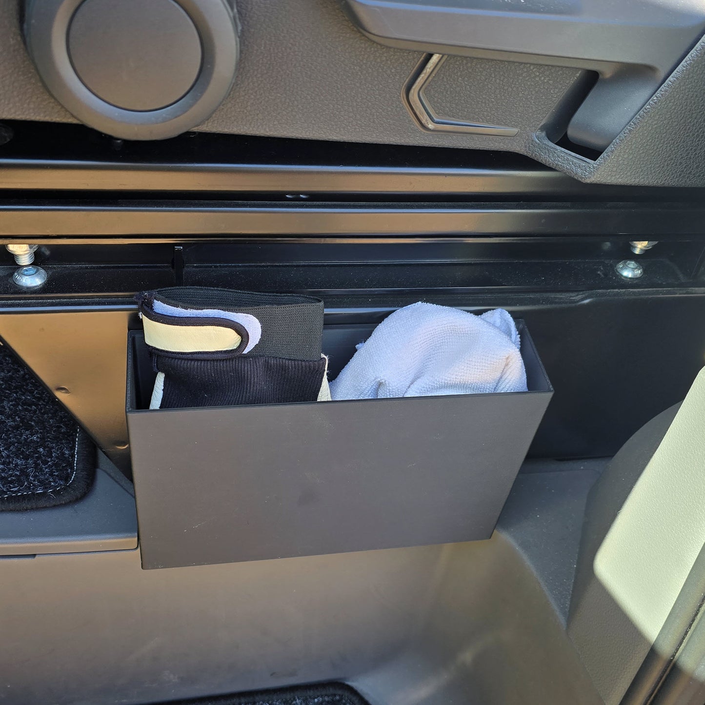 Box für MAN TGE Sitzkonsole