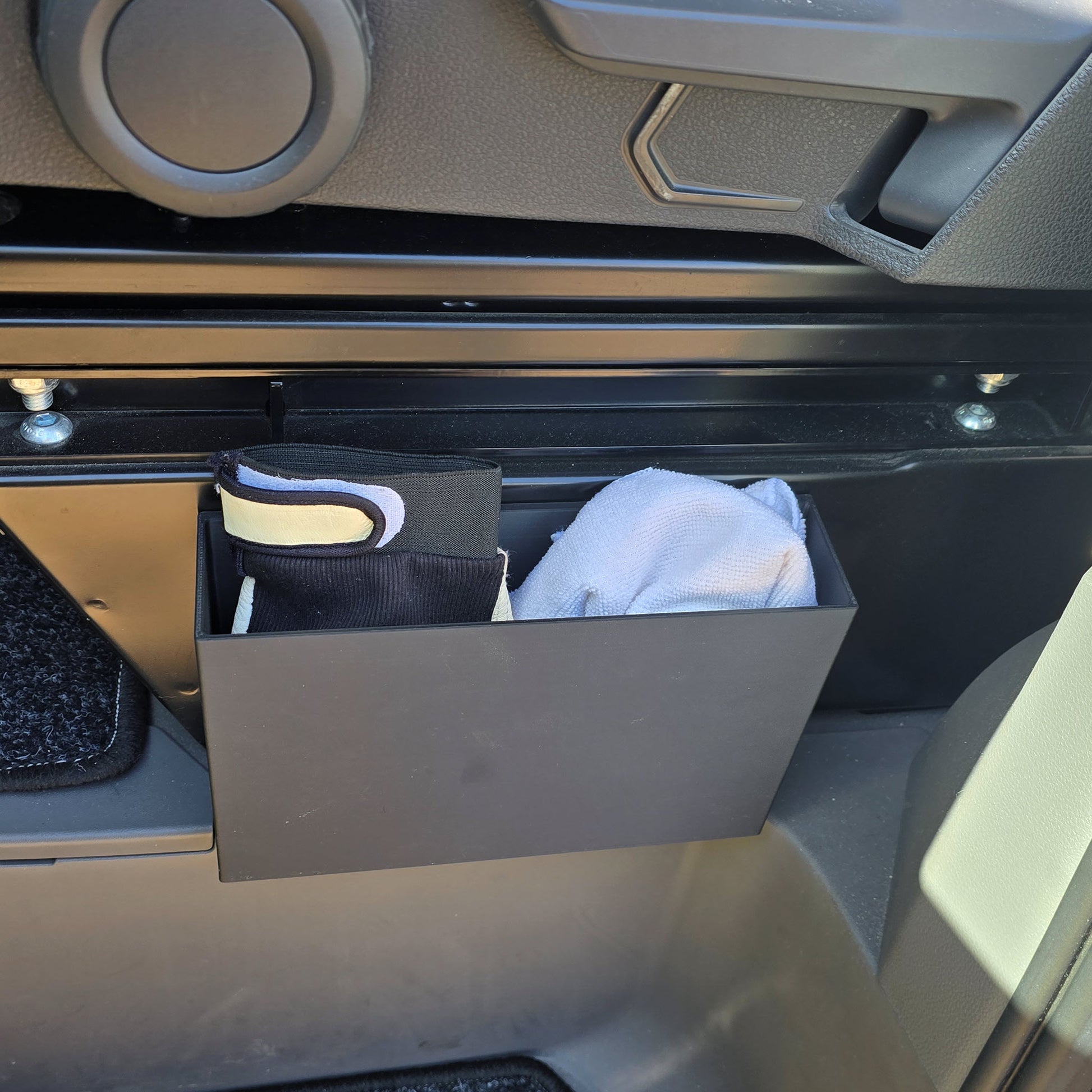 Box für MAN TGE Sitzkonsole