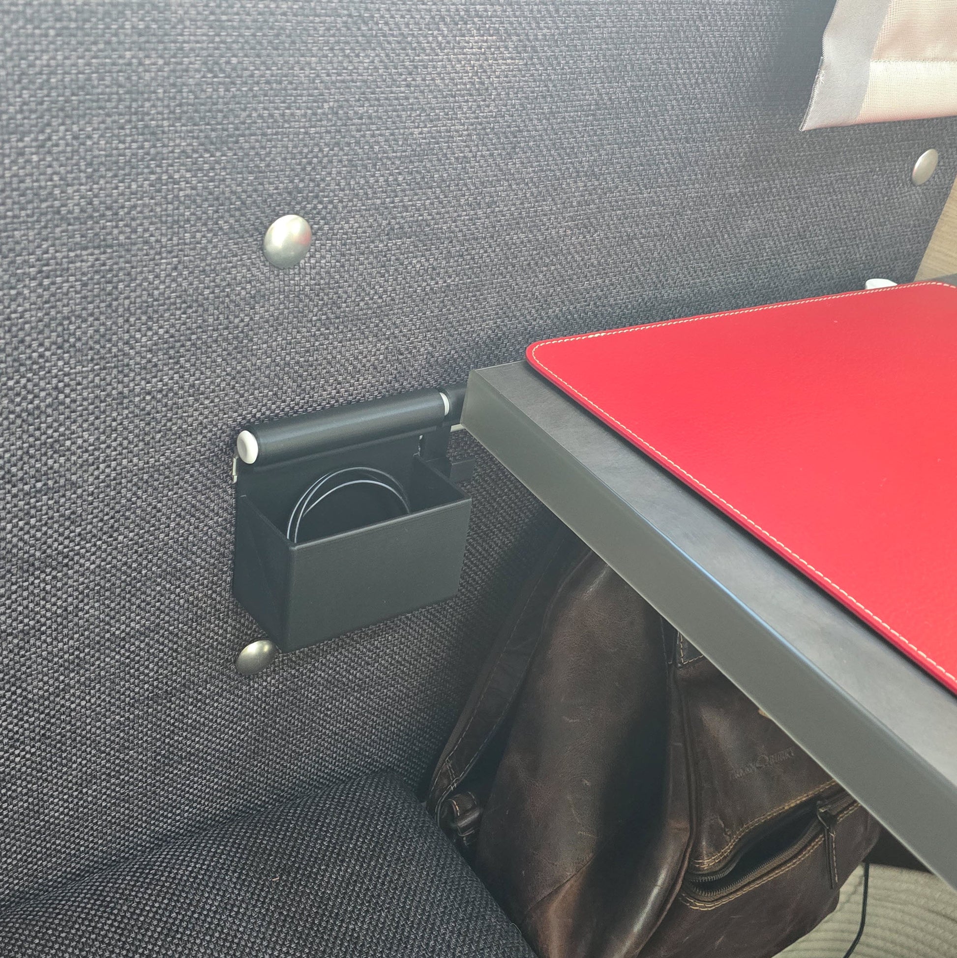 Box für Halteschiene Knaus Tisch