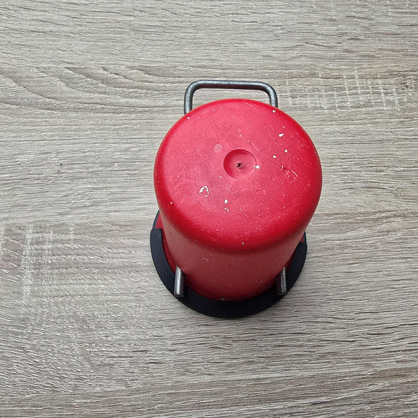 Halter für Gas-Flaschen Schutzdeckel — Halter und Organizer von CamperStolz