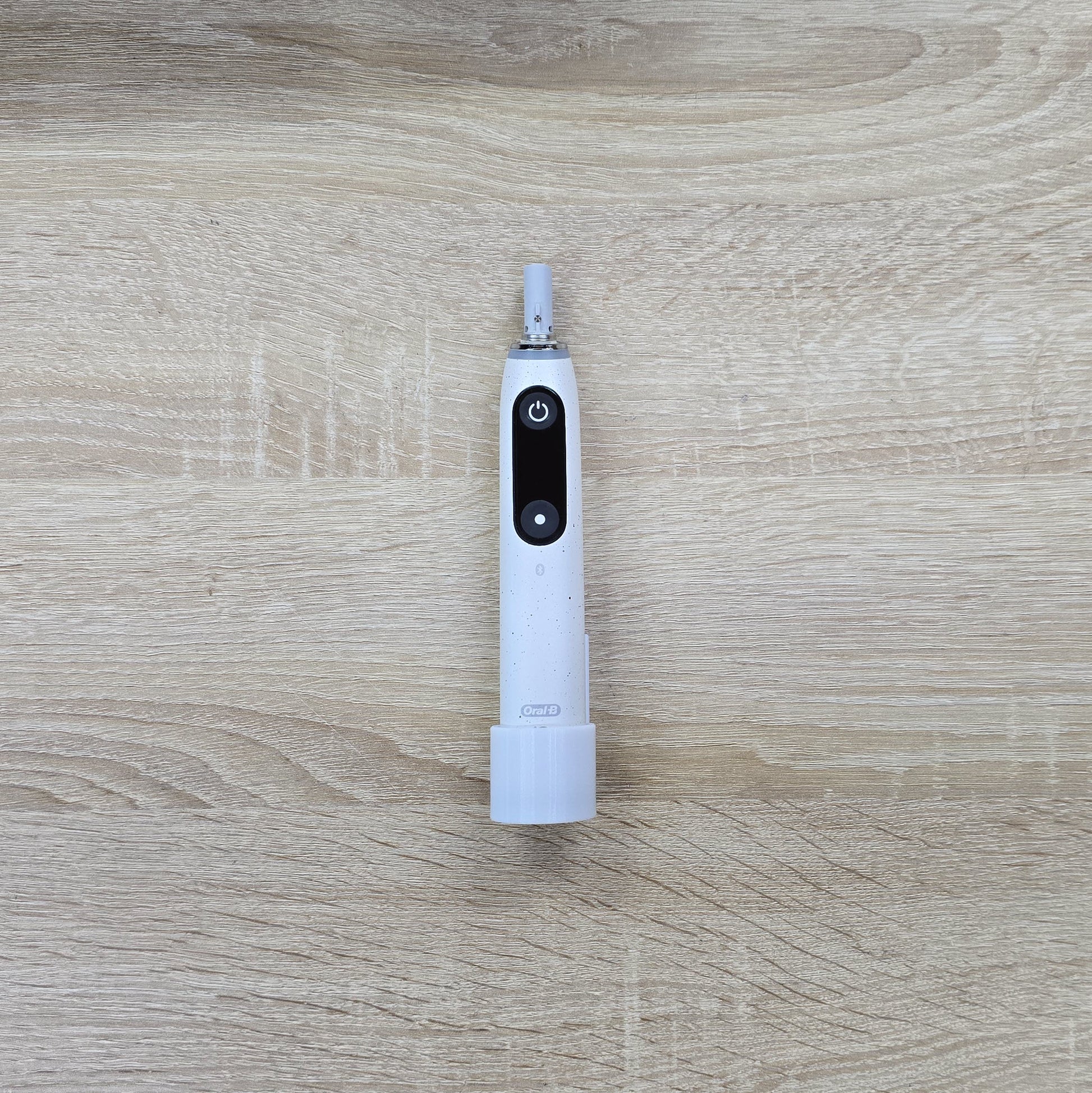 Halter Oral iO Zahnbürste weiß 