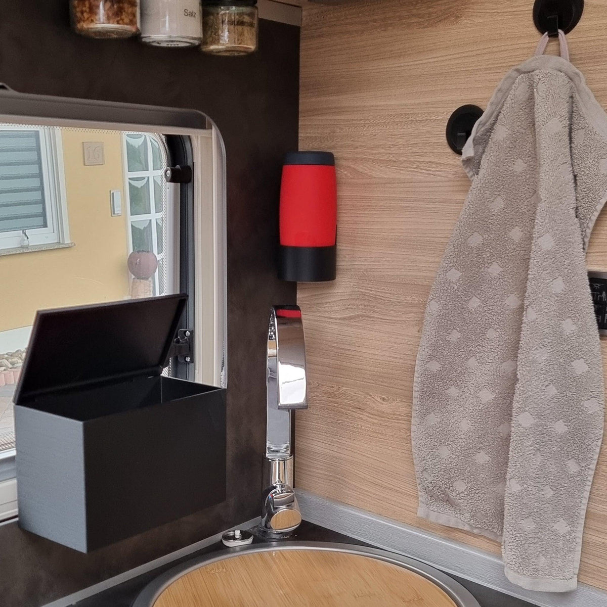 Halter für Spüli Spender Knaus Wohnmobil