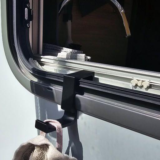 Handtuch-Halter / Fensterhaken