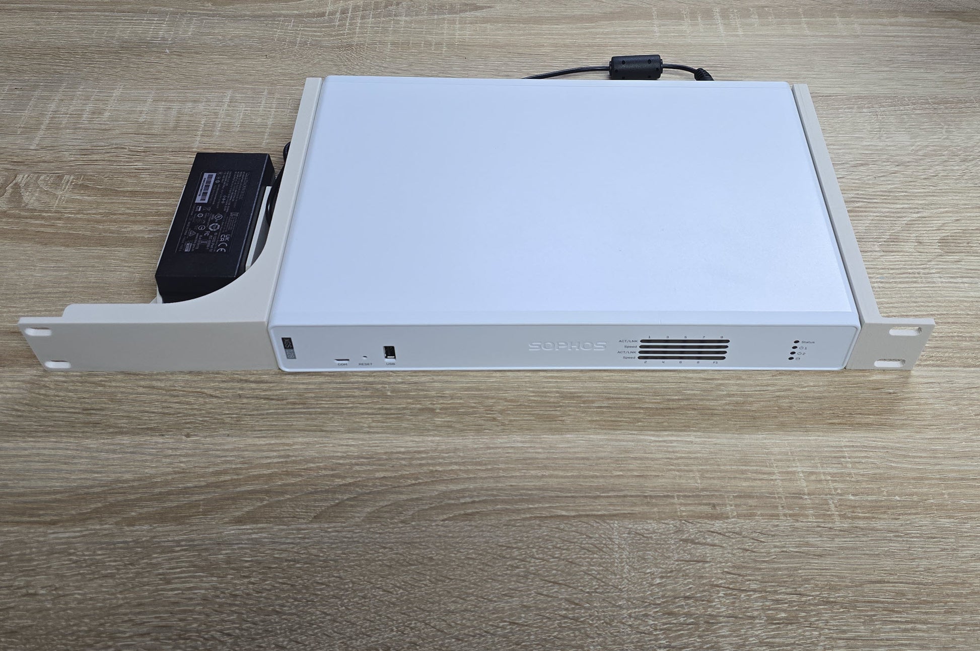 kostengünstige Alternative für das Sophos XGS Rackmountkit