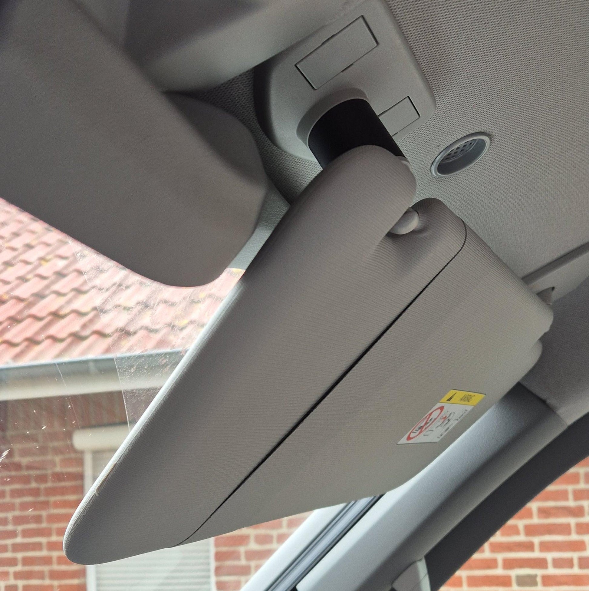 Adapter / Verlängerung der Sonnenblende bei Remis Verdunklung VW Crafter
